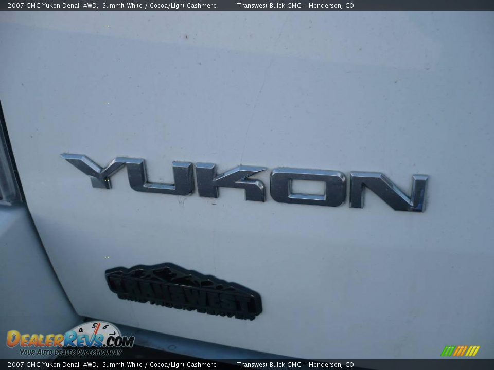 2007 GMC Yukon Denali AWD Summit White / Cocoa/Light Cashmere Photo #13