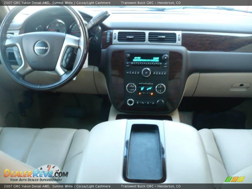 2007 GMC Yukon Denali AWD Summit White / Cocoa/Light Cashmere Photo #18