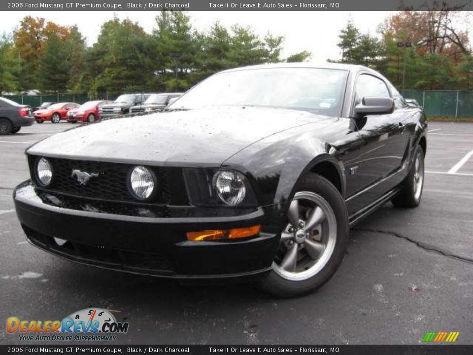 2006 Ford Mustang GT Premium Coupe Black / Dark Charcoal Photo #1