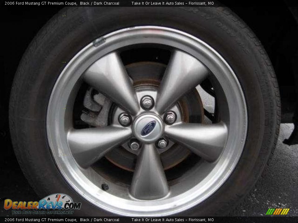 2006 Ford Mustang GT Premium Coupe Black / Dark Charcoal Photo #3
