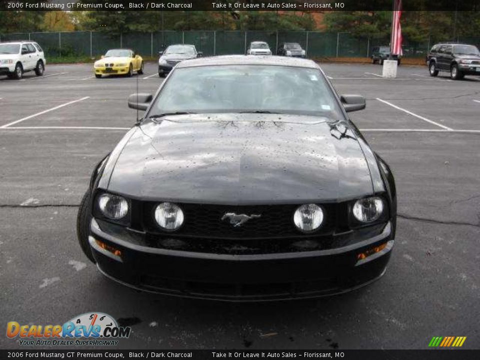 2006 Ford Mustang GT Premium Coupe Black / Dark Charcoal Photo #12