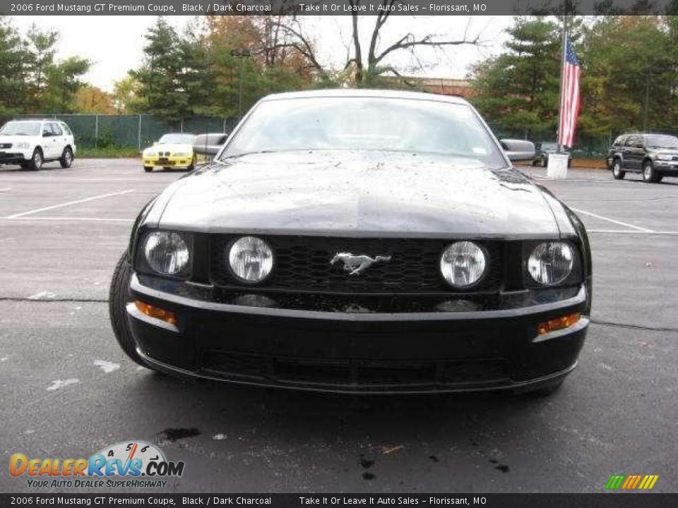 2006 Ford Mustang GT Premium Coupe Black / Dark Charcoal Photo #15