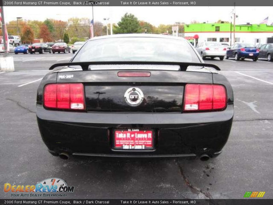 2006 Ford Mustang GT Premium Coupe Black / Dark Charcoal Photo #20