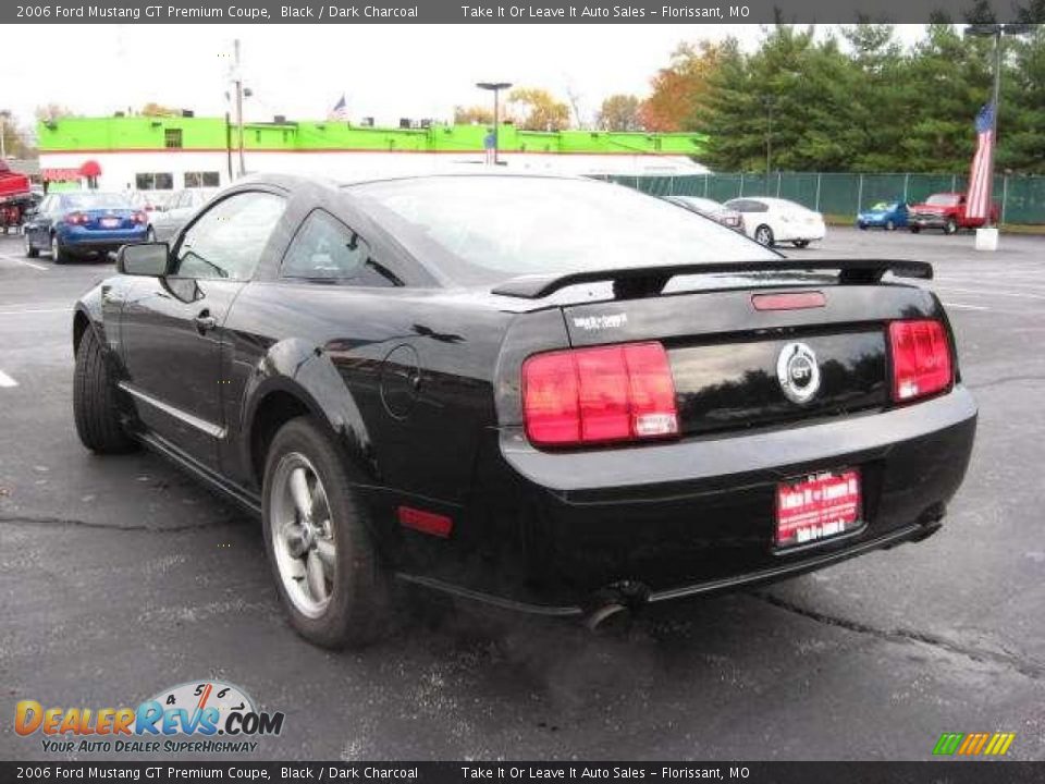 2006 Ford Mustang GT Premium Coupe Black / Dark Charcoal Photo #21