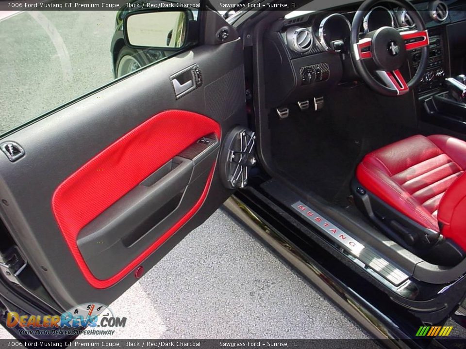 2006 Ford Mustang GT Premium Coupe Black / Red/Dark Charcoal Photo #18
