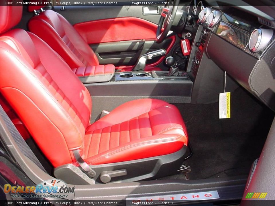 2006 Ford Mustang GT Premium Coupe Black / Red/Dark Charcoal Photo #21