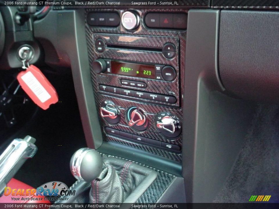 2006 Ford Mustang GT Premium Coupe Black / Red/Dark Charcoal Photo #25