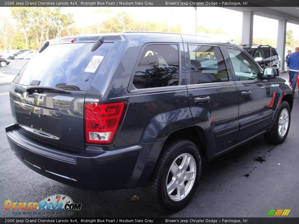 2006 Jeep Grand Cherokee Laredo 4x4 Midnight Blue Pearl / Medium Slate Gray Photo #6