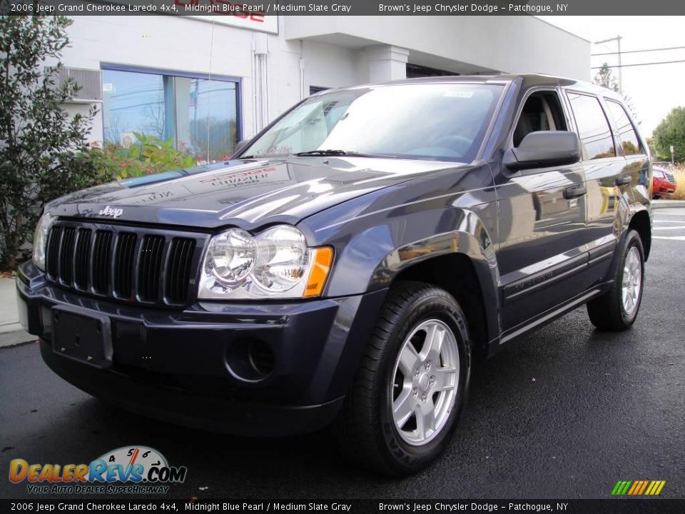2006 Jeep Grand Cherokee Laredo 4x4 Midnight Blue Pearl / Medium Slate Gray Photo #12