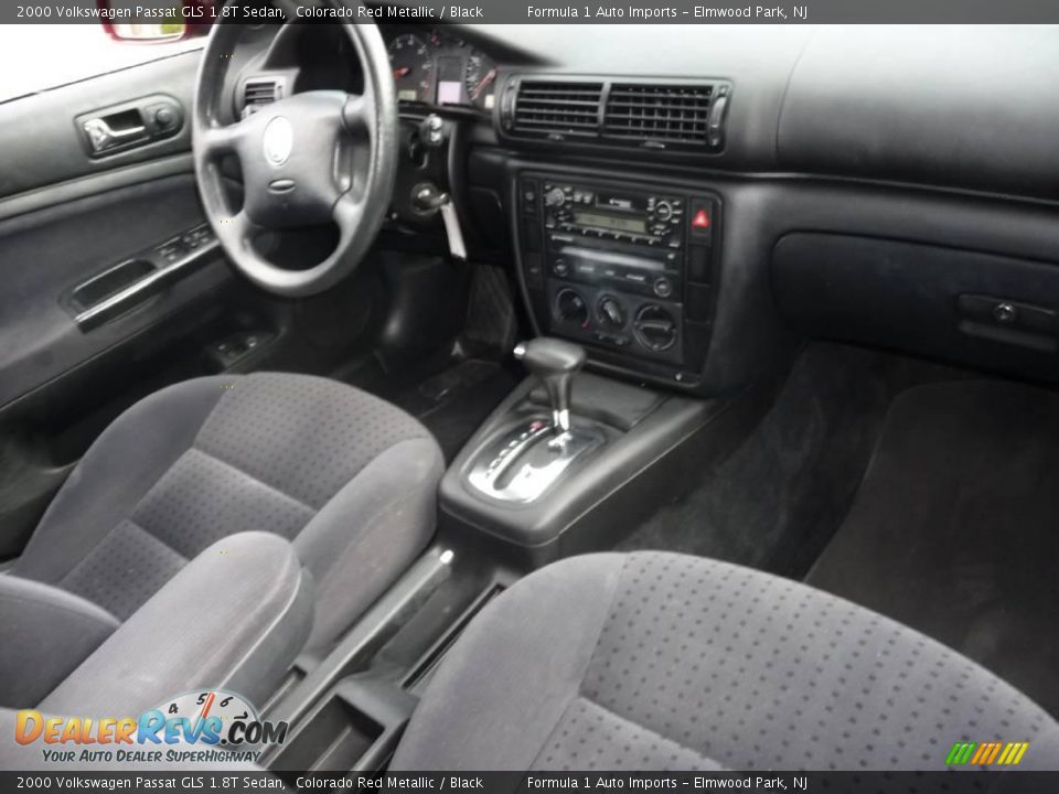 2000 Volkswagen Passat GLS 1.8T Sedan Colorado Red Metallic / Black Photo #6