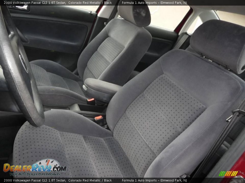 2000 Volkswagen Passat GLS 1.8T Sedan Colorado Red Metallic / Black Photo #14