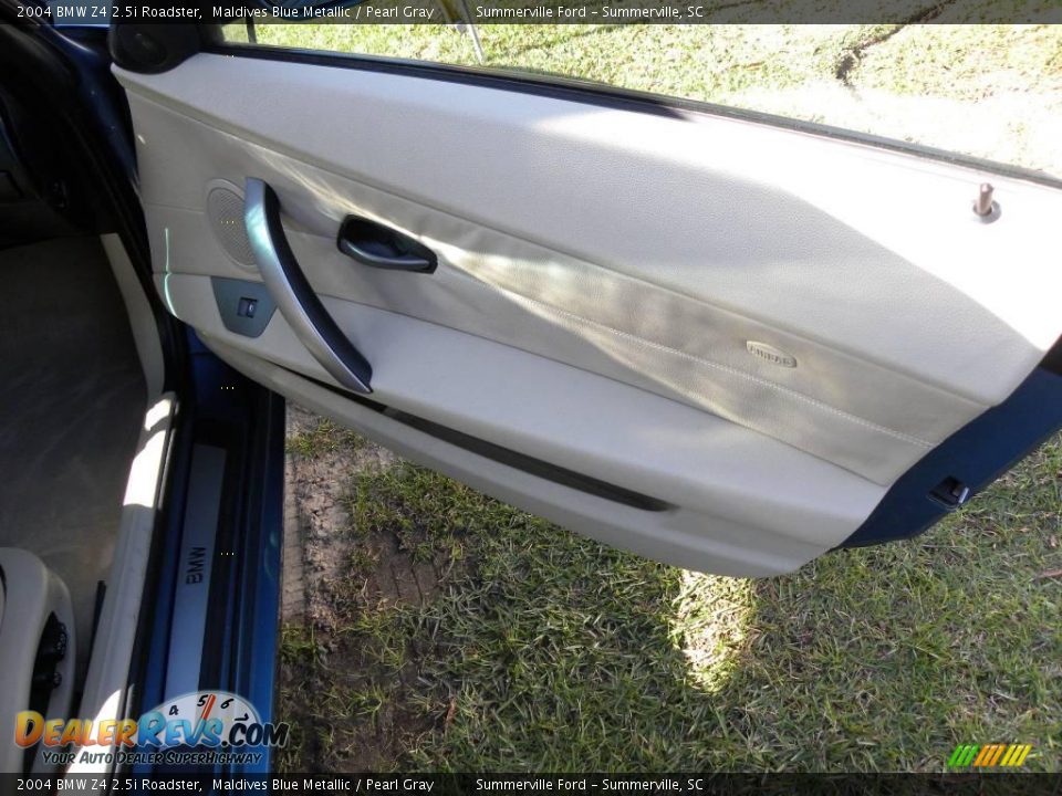 2004 BMW Z4 2.5i Roadster Maldives Blue Metallic / Pearl Gray Photo #7