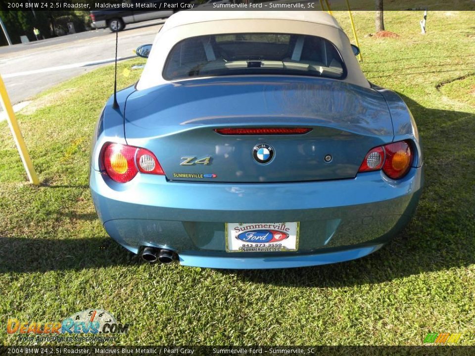 2004 BMW Z4 2.5i Roadster Maldives Blue Metallic / Pearl Gray Photo #10