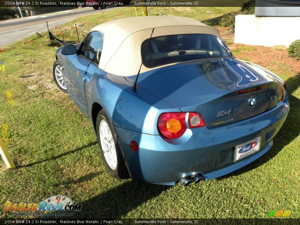 2004 BMW Z4 2.5i Roadster Maldives Blue Metallic / Pearl Gray Photo #11