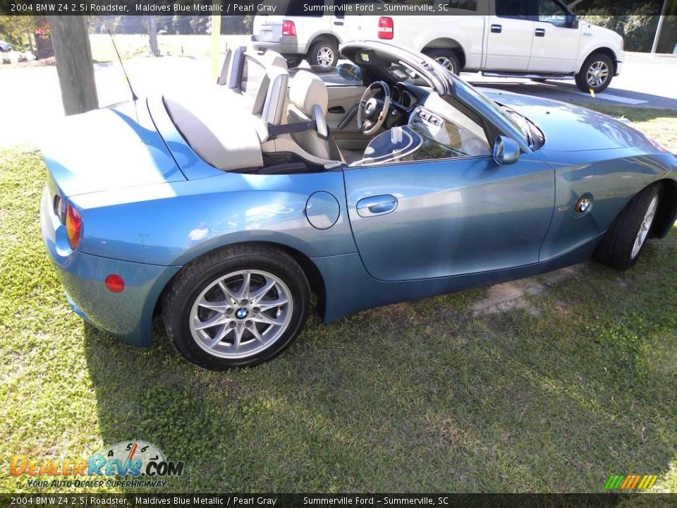2004 BMW Z4 2.5i Roadster Maldives Blue Metallic / Pearl Gray Photo #14