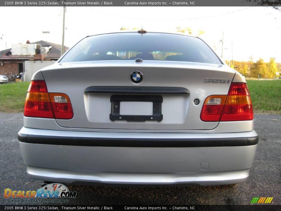 2005 BMW 3 Series 325i Sedan Titanium Silver Metallic / Black Photo #7