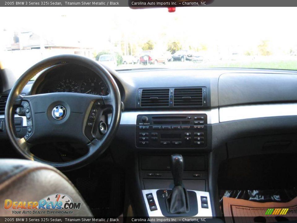 2005 BMW 3 Series 325i Sedan Titanium Silver Metallic / Black Photo #11