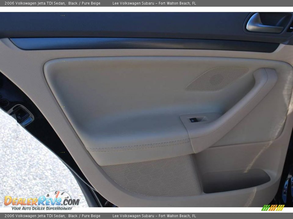 2006 Volkswagen Jetta TDI Sedan Black / Pure Beige Photo #23