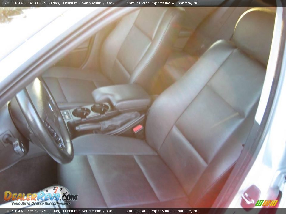 2005 BMW 3 Series 325i Sedan Titanium Silver Metallic / Black Photo #16