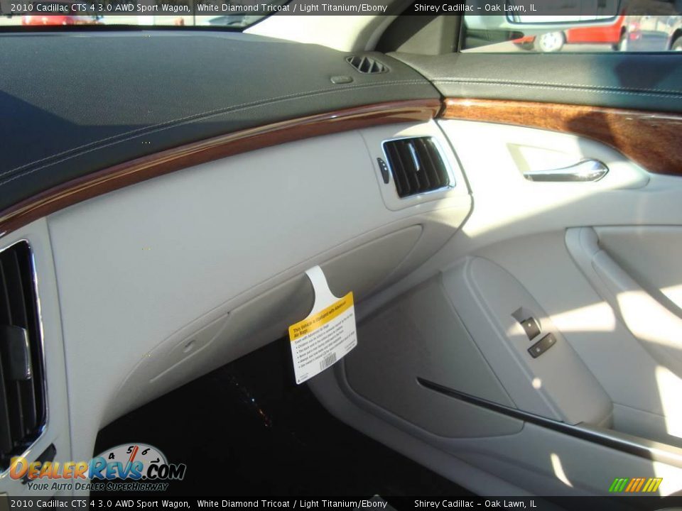 2010 Cadillac CTS 4 3.0 AWD Sport Wagon White Diamond Tricoat / Light Titanium/Ebony Photo #20