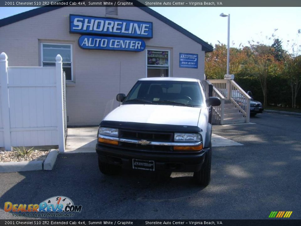 2001 Chevrolet S10 ZR2 Extended Cab 4x4 Summit White / Graphite Photo #1