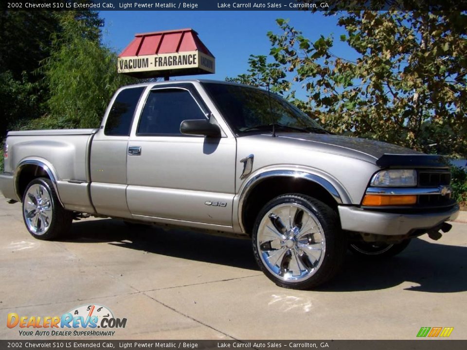 2002 Chevrolet S10 LS Extended Cab Light Pewter Metallic / Beige Photo #1