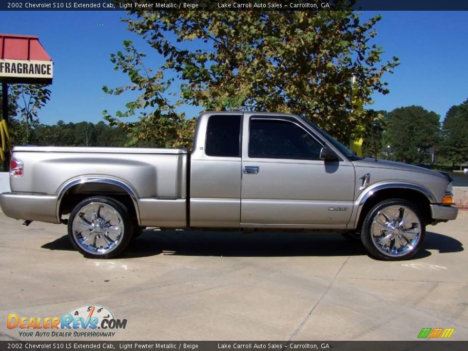 2002 Chevrolet S10 LS Extended Cab Light Pewter Metallic / Beige Photo #3