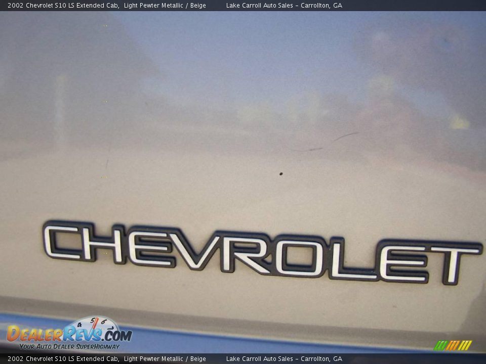 2002 Chevrolet S10 LS Extended Cab Light Pewter Metallic / Beige Photo #13