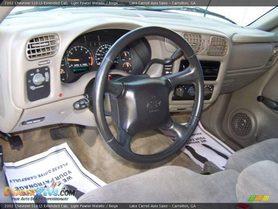 2002 Chevrolet S10 LS Extended Cab Light Pewter Metallic / Beige Photo #15