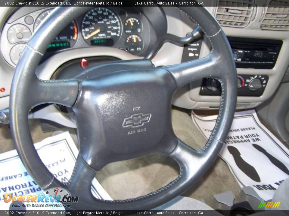 2002 Chevrolet S10 LS Extended Cab Light Pewter Metallic / Beige Photo #17