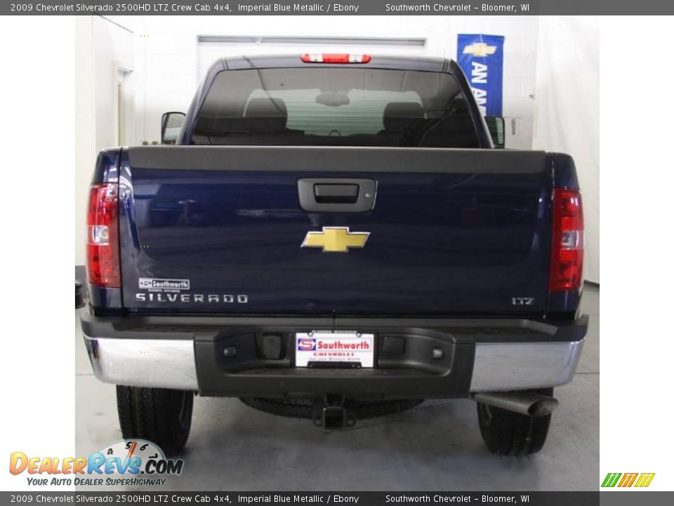2009 Chevrolet Silverado 2500HD LTZ Crew Cab 4x4 Imperial Blue Metallic / Ebony Photo #3