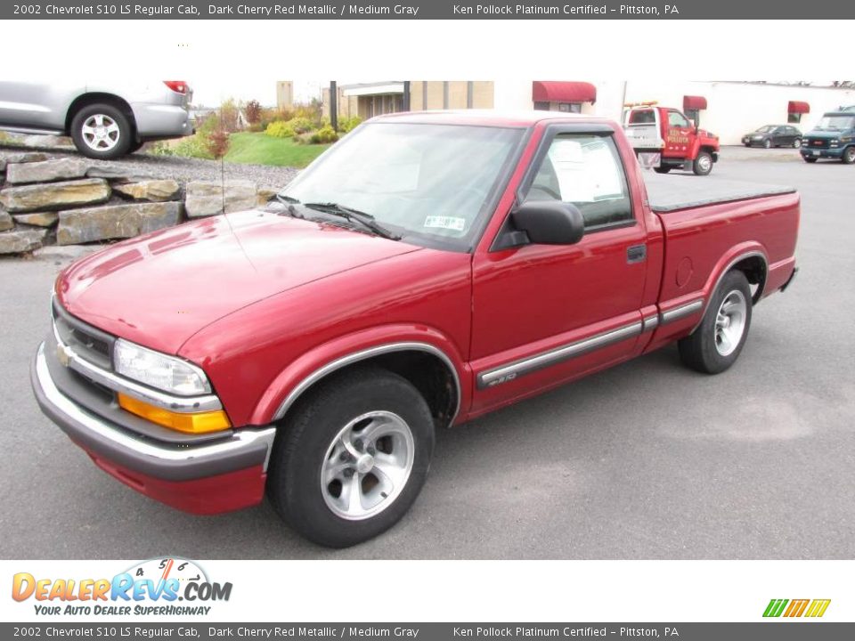 2002 Chevrolet S10 LS Regular Cab Dark Cherry Red Metallic / Medium Gray Photo #2