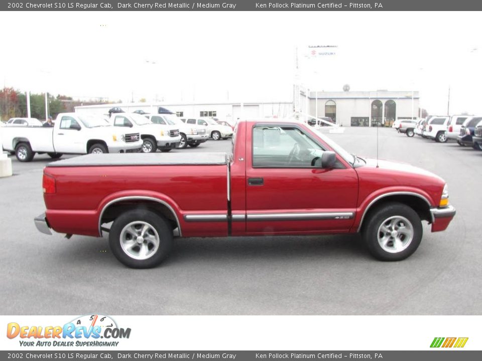 2002 Chevrolet S10 LS Regular Cab Dark Cherry Red Metallic / Medium Gray Photo #5