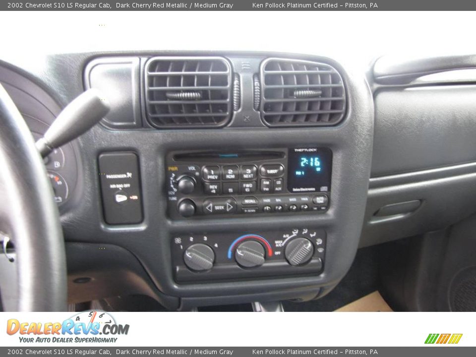 2002 Chevrolet S10 LS Regular Cab Dark Cherry Red Metallic / Medium Gray Photo #11