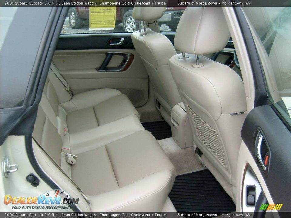 2006 Subaru Outback 3.0 R L.L.Bean Edition Wagon Champagne Gold Opalescent / Taupe Photo #17