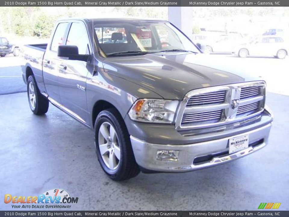 2010 Dodge Ram 1500 Big Horn Quad Cab Mineral Gray Metallic / Dark Slate/Medium Graystone Photo #17