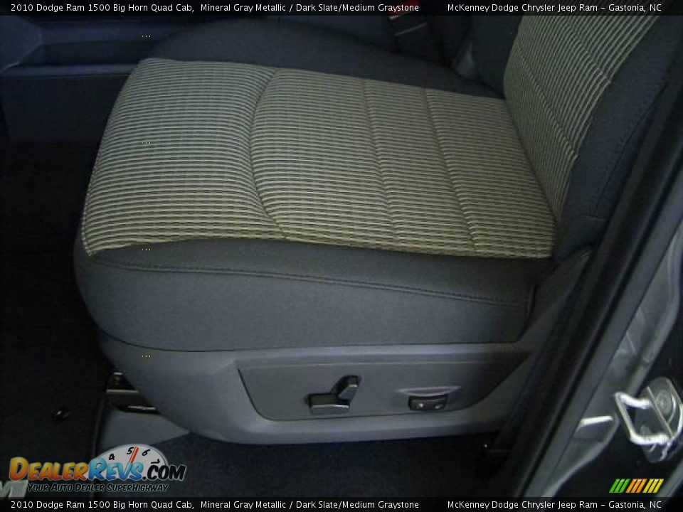 2010 Dodge Ram 1500 Big Horn Quad Cab Mineral Gray Metallic / Dark Slate/Medium Graystone Photo #22