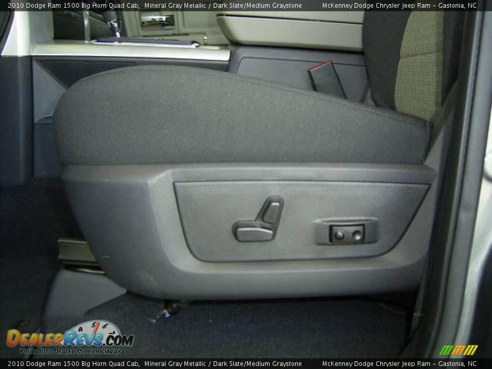 2010 Dodge Ram 1500 Big Horn Quad Cab Mineral Gray Metallic / Dark Slate/Medium Graystone Photo #29