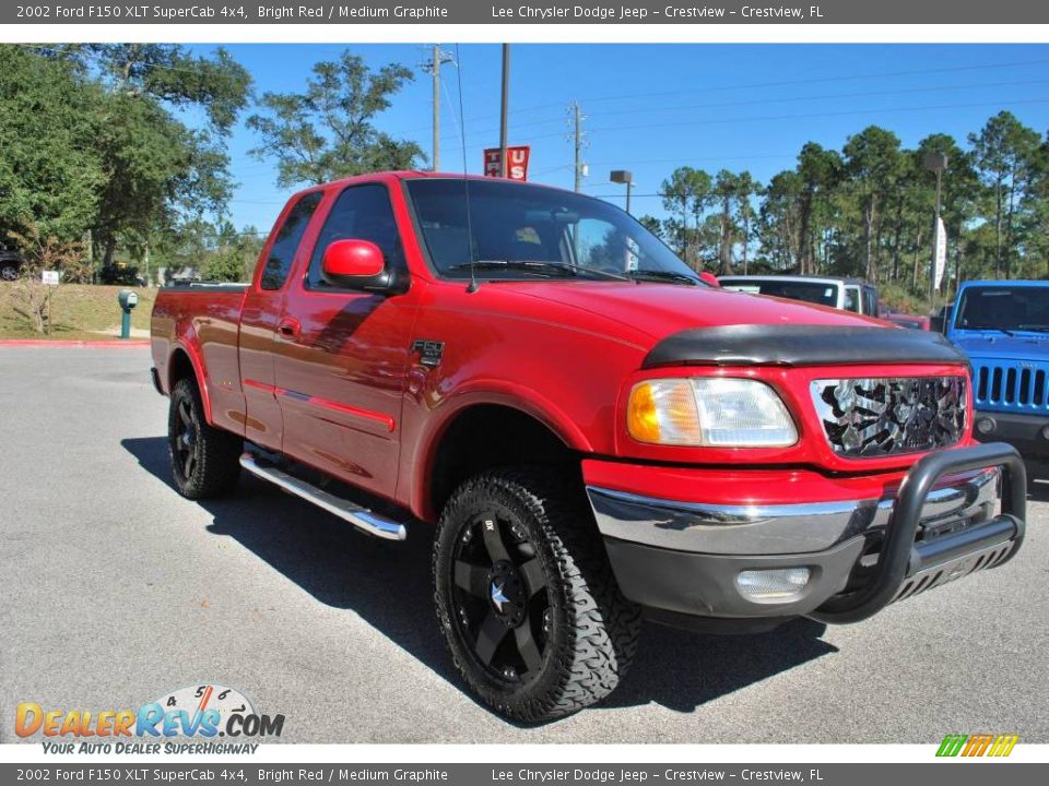 2002 Ford F150 XLT SuperCab 4x4 Bright Red / Medium Graphite Photo #7
