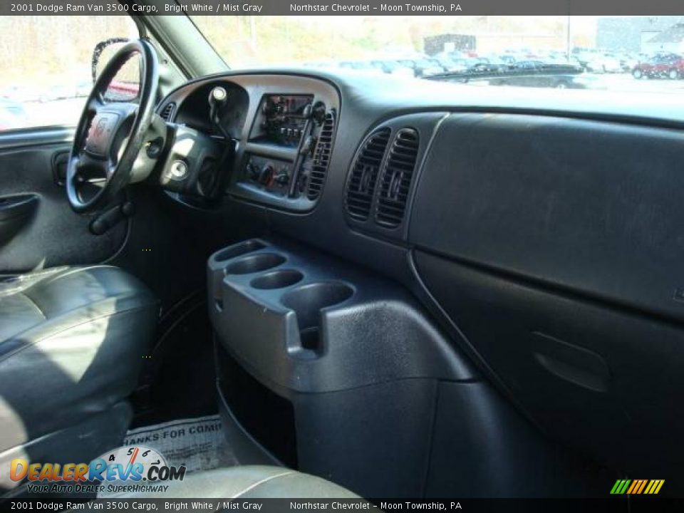 2001 Dodge Ram Van 3500 Cargo Bright White / Mist Gray Photo #8