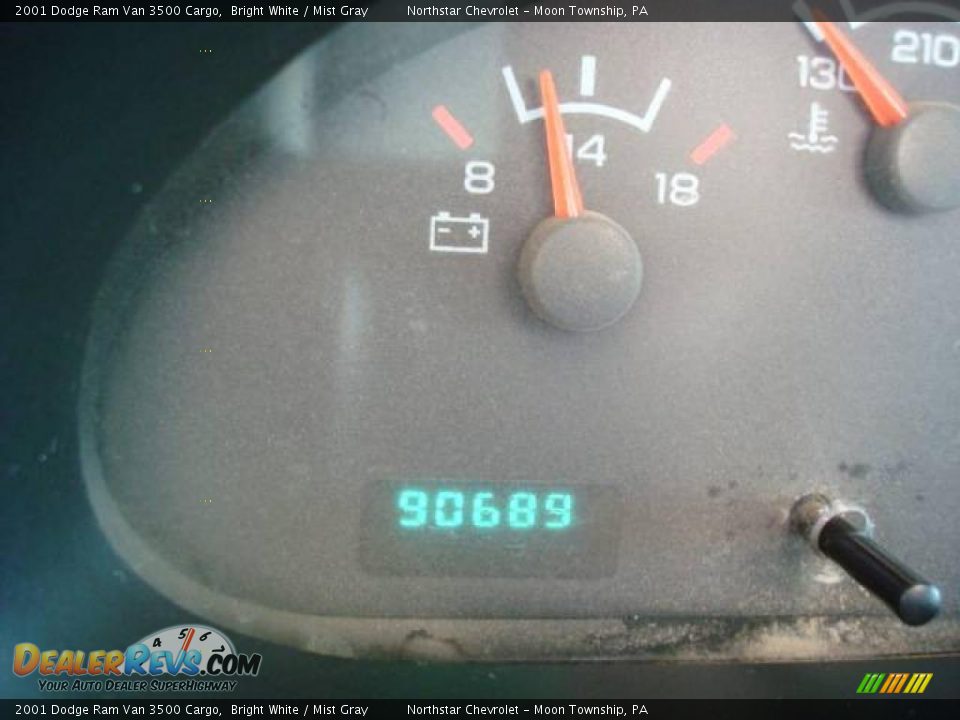 2001 Dodge Ram Van 3500 Cargo Bright White / Mist Gray Photo #15