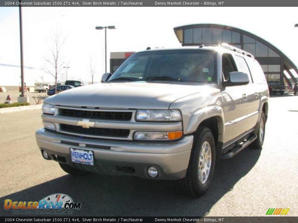 2004 Chevrolet Suburban 1500 Z71 4x4 Silver Birch Metallic / Tan/Neutral Photo #2