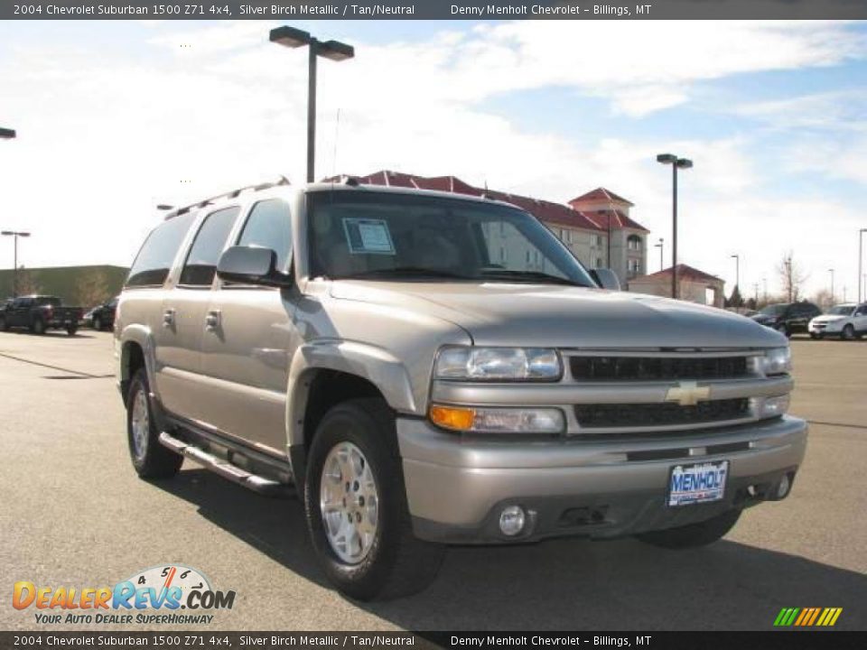 2004 Chevrolet Suburban 1500 Z71 4x4 Silver Birch Metallic / Tan/Neutral Photo #3