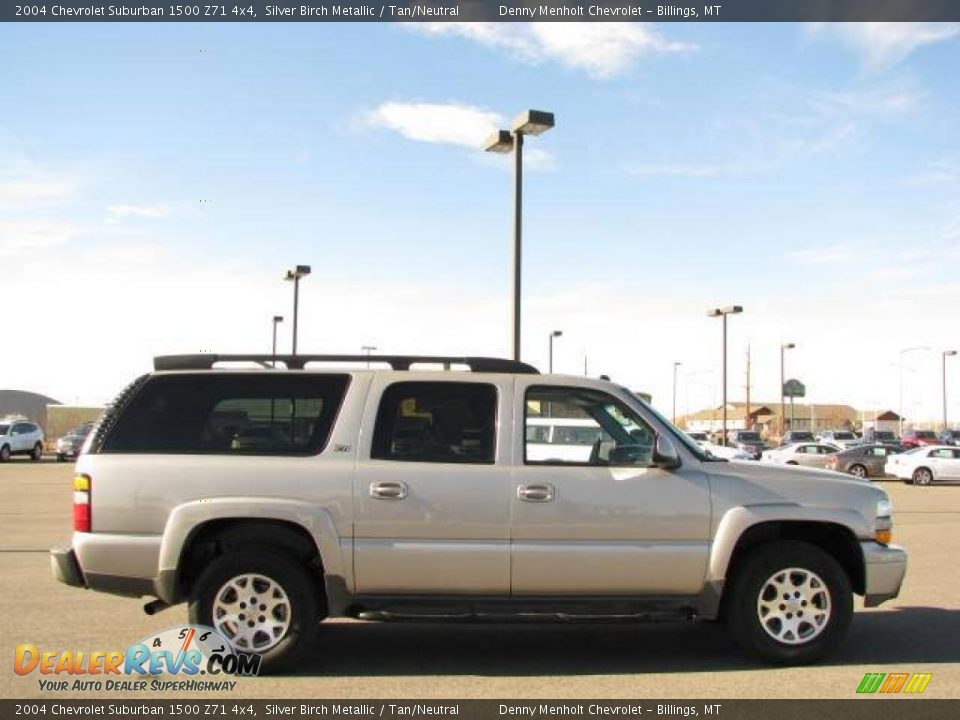 2004 Chevrolet Suburban 1500 Z71 4x4 Silver Birch Metallic / Tan/Neutral Photo #4