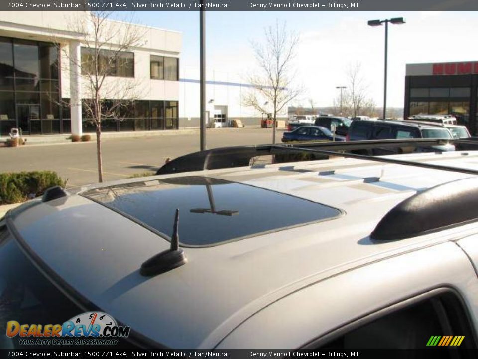 2004 Chevrolet Suburban 1500 Z71 4x4 Silver Birch Metallic / Tan/Neutral Photo #8