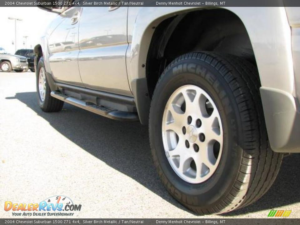 2004 Chevrolet Suburban 1500 Z71 4x4 Silver Birch Metallic / Tan/Neutral Photo #7