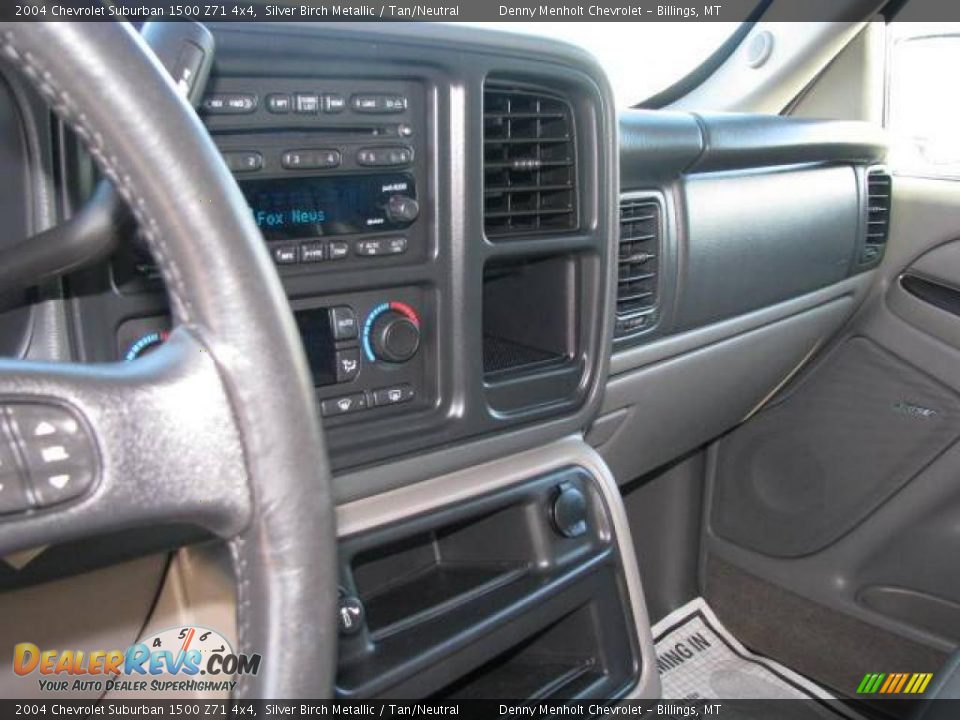 2004 Chevrolet Suburban 1500 Z71 4x4 Silver Birch Metallic / Tan/Neutral Photo #15