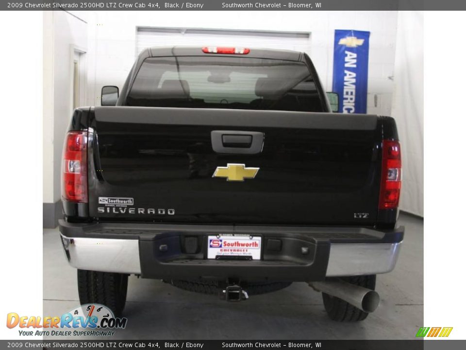 2009 Chevrolet Silverado 2500HD LTZ Crew Cab 4x4 Black / Ebony Photo #3