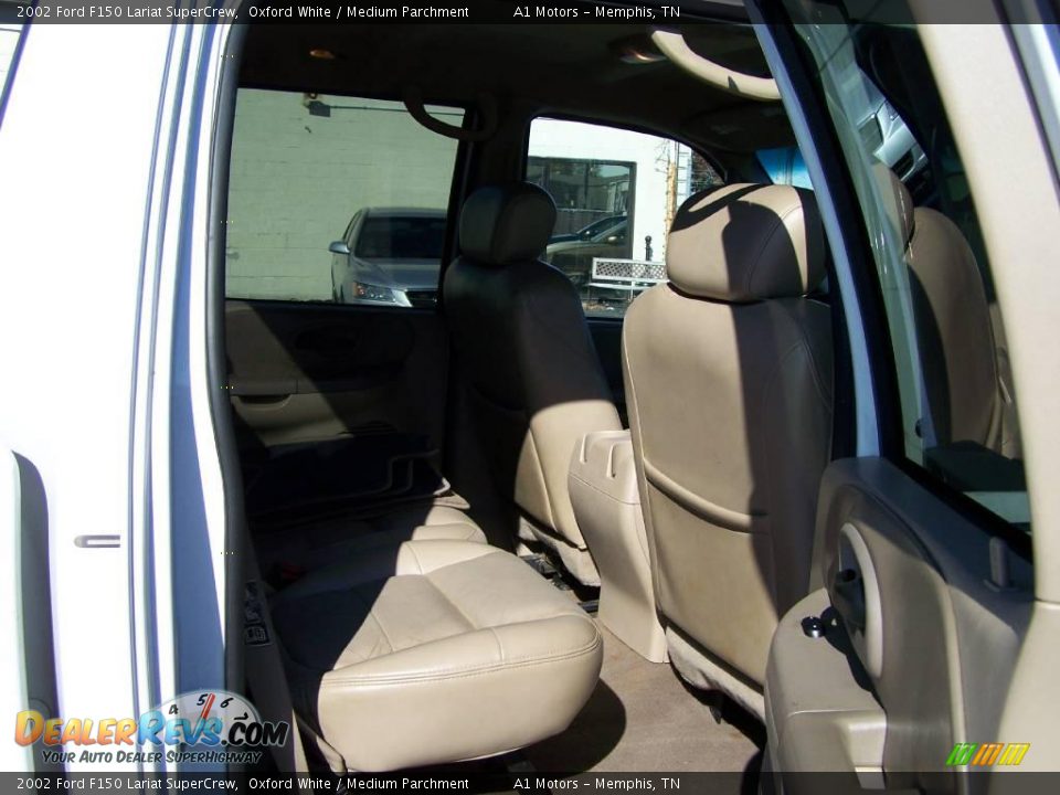 2002 Ford F150 Lariat SuperCrew Oxford White / Medium Parchment Photo #6