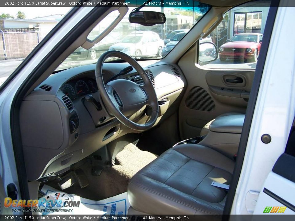 2002 Ford F150 Lariat SuperCrew Oxford White / Medium Parchment Photo #8